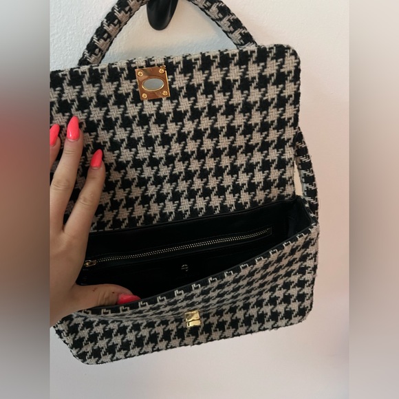 Anine Bing Black and Cream Houndstooth Shoulder Bag